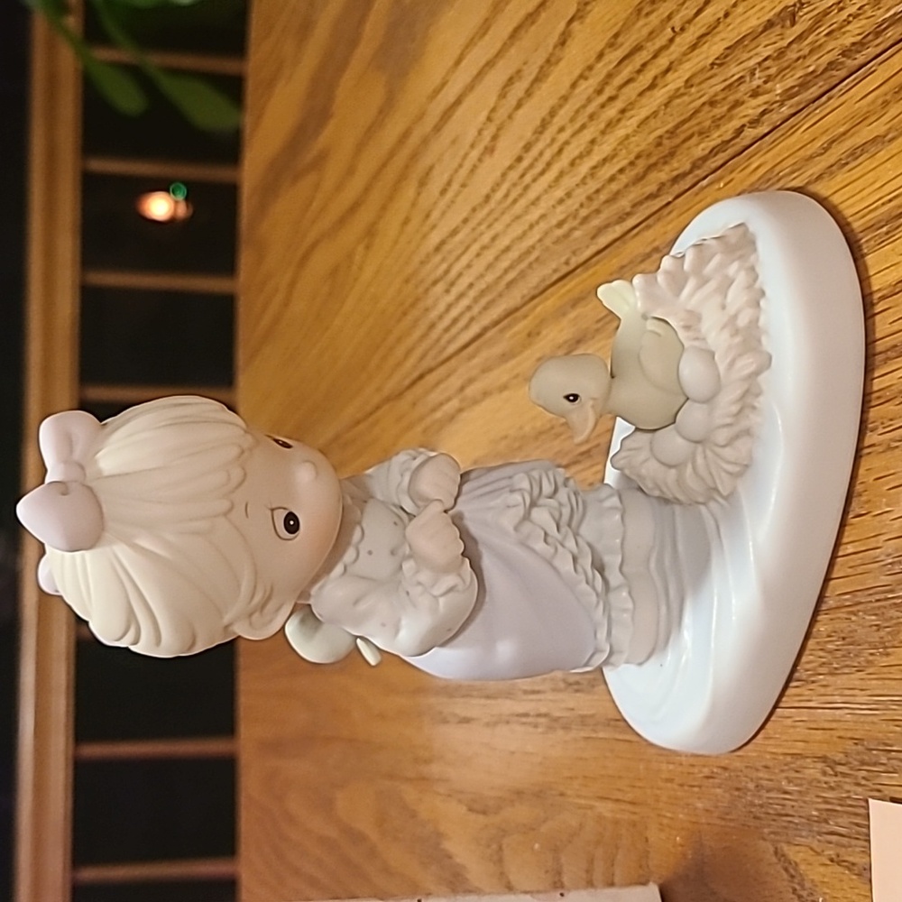Precious Moments An Event Worth Wading For 1992 Limited Edition  Figurine